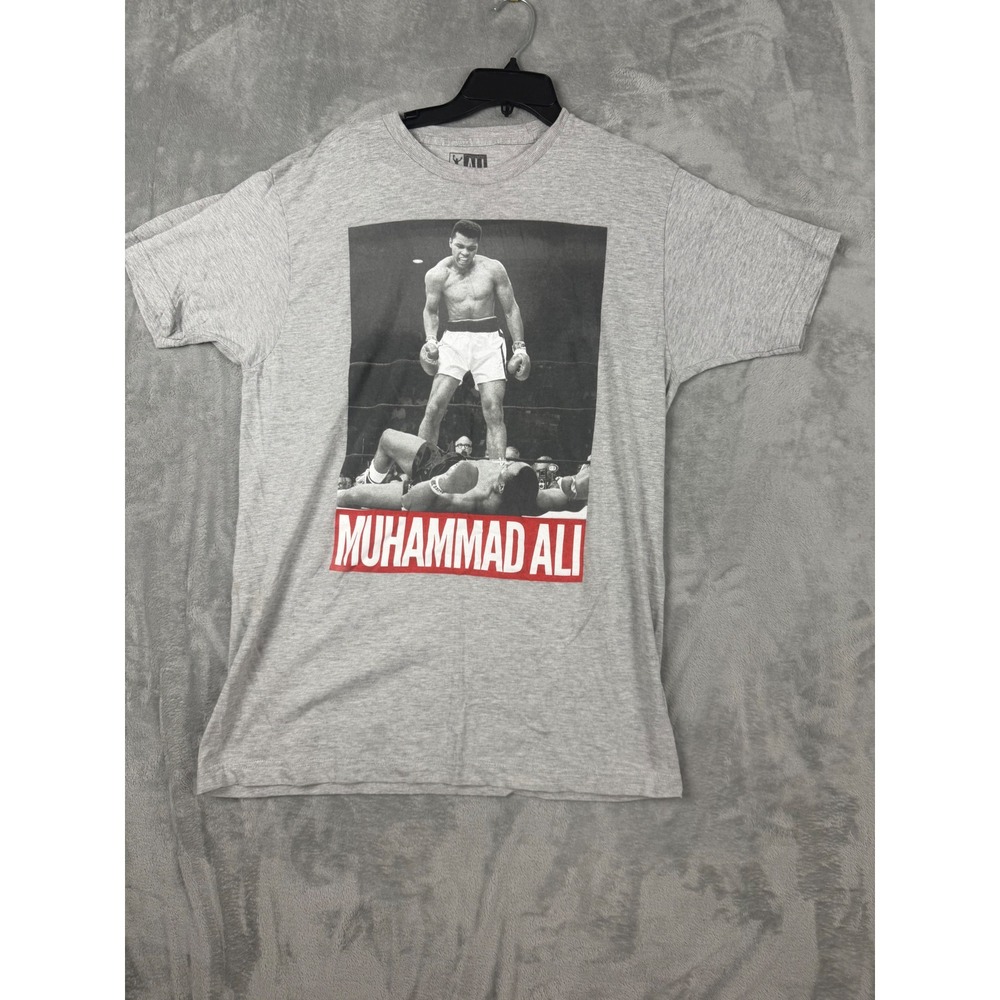 Muhammad Ali Shirt Mens Large Grey Graphic Tee Boxing Legend Sonny Liston 2015